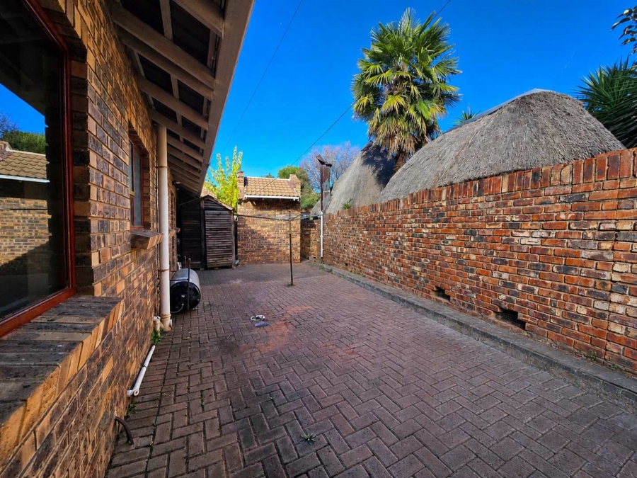 3 Bedroom Property for Sale in Pentagon Park Free State